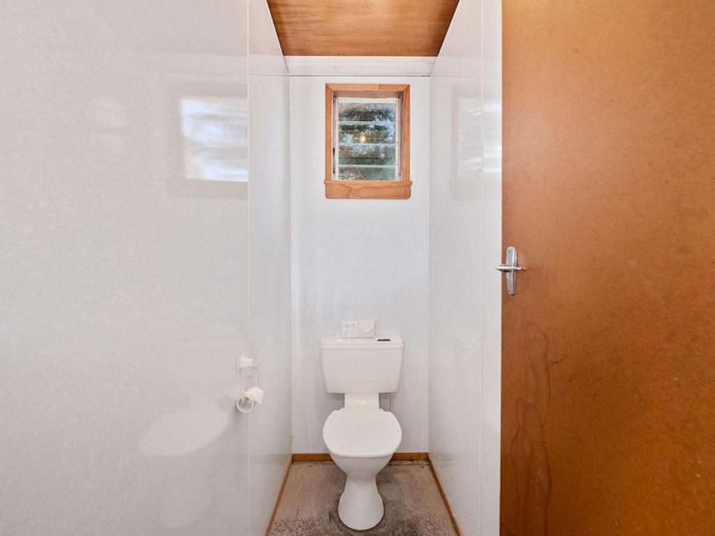 Lake Edge Cottage - Waitahanui Holiday Home Buitenkant foto